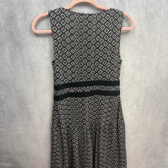 Diane von Furstenberg Eugenia Silk Shift Dress V-Neck Dot Diamond Black Size 4 - Picture 6 of 11